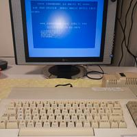 Commodore C64c + Alimentatore (C026)