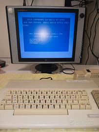 Commodore C64c + Alimentatore (C026)