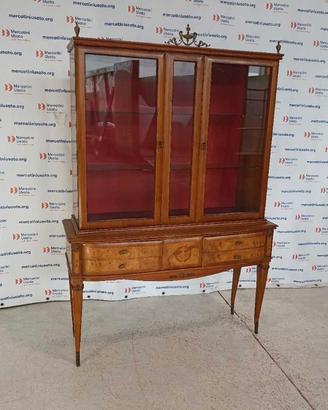 Vetrina in stile Neoclassico prima metà 900