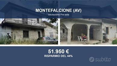 Immobile in asta di 178 m² con più di 5 locali a M