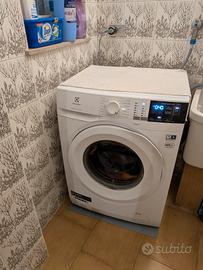 lavatrice 8kg Electrolux 