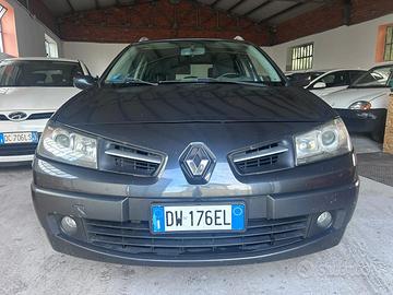 Renault Megane Mégane 1.5 dCi/105CV Grandtour Seri