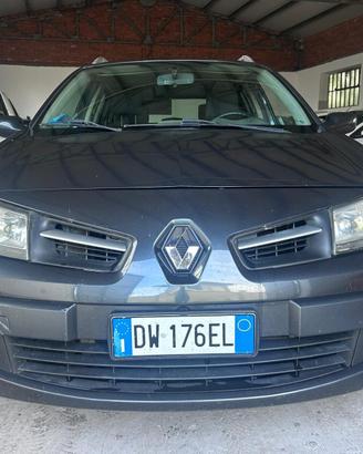 Renault Megane Mégane 1.5 dCi/105CV Grandtour Seri