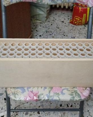 Porta provette artigianale in legno e plastica 100