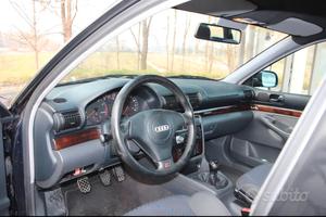 Audi a4 b5 quattro  gpl con gancio di traino(asi) 