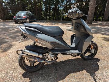 Motorino Phantom F12-R