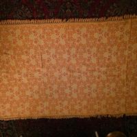 tappeto fantasia arancione e giallo