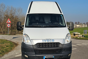 IVECO Daily 35S15V 2.3 HPT PL-TA Furgone