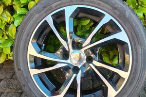 Gomme 4 stagioni 185 / 55 / 15 come nuove