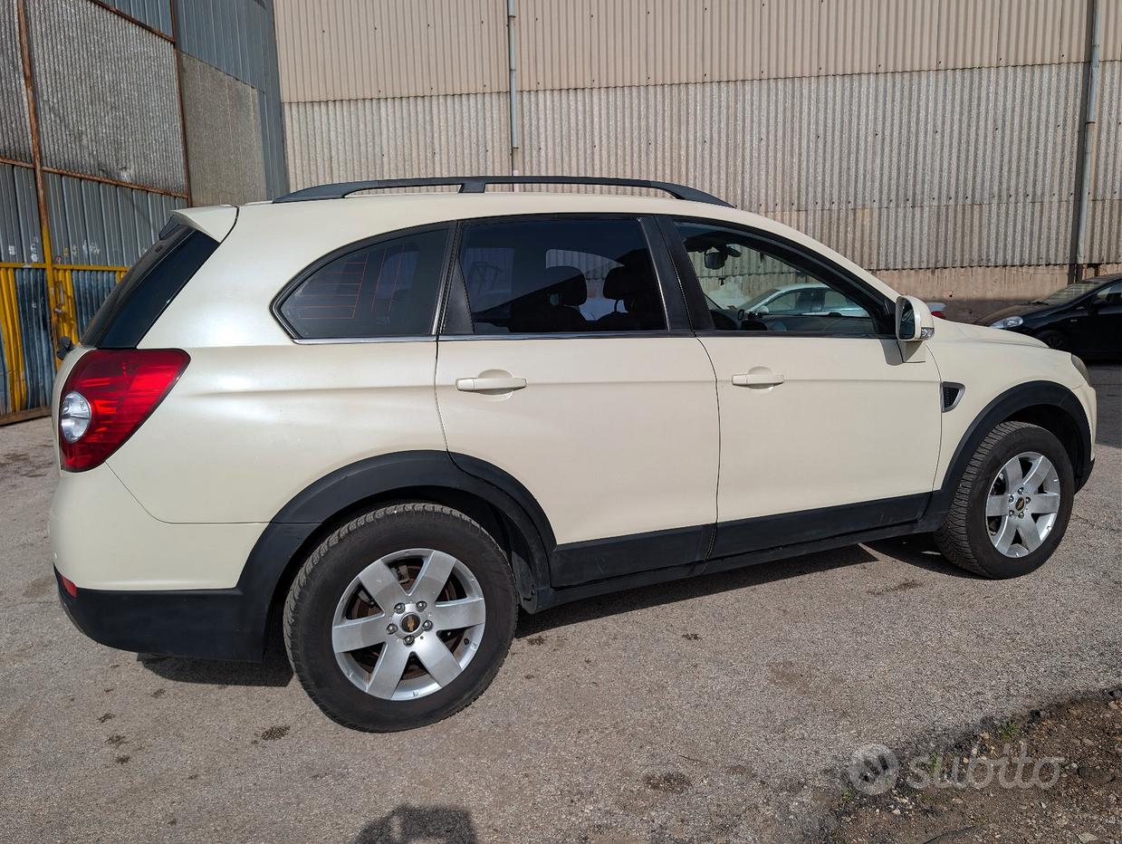 CHEVROLET Captiva