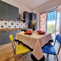 Giugno trilo climatizzato 8 posti 50mt mare