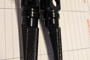 poggiapiedi kawasaki 