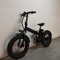Bici elettrica OM BIKE 500W - con ACCELERATORE