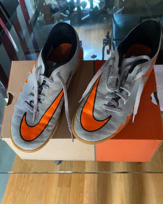 Scarpe da ginn. Nike  Hypervenom, 38,5, ragazzo