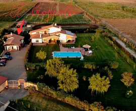 Casa vacanza, depandance immersa nel verde