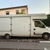 Autonegozio Renault Master