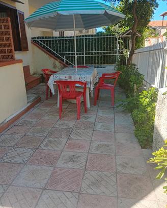casa con giardino