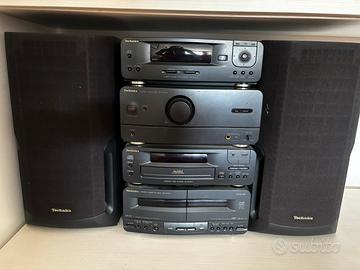 Impianto stereo Technics