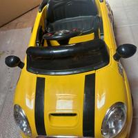 Auto elettrica da bambino "MINI"