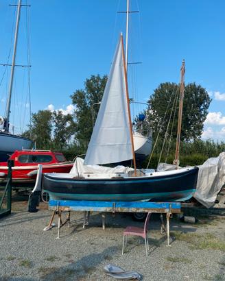Gozzo Ligure 4mt 80 in vetro resina