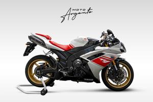 Yamaha YZF R1
