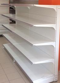 scaffalatura per negozio o magazzino 