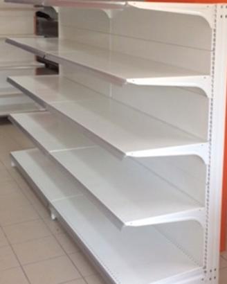 scaffalatura per negozio o magazzino 