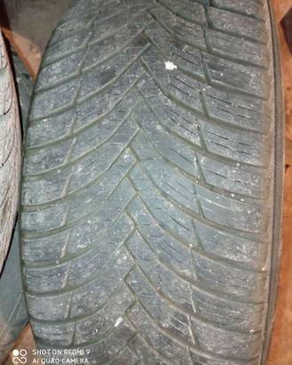 Cerchi e gomme da 17 per audi A4