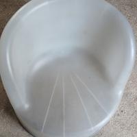 poltrona rotonda con schienale 