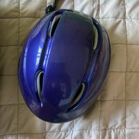 Casco restistente blu
