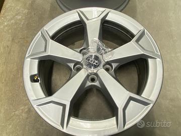 Cerchi In lega originali/Nuovi Audi Q3 83A601025AL