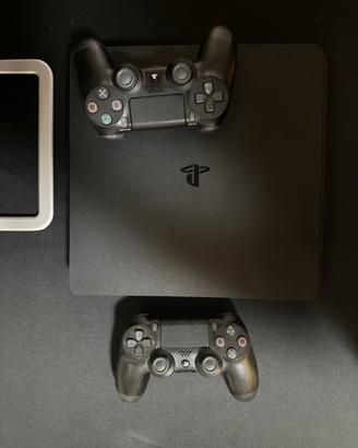 Playstation 4 slim