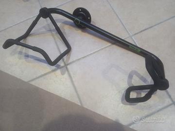 2 supporti chitarra a muro Gravity GS WMB