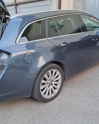 Opel  insigna toure cosmo