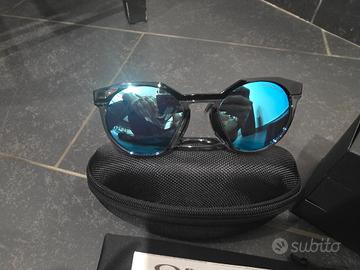 Oakley hsnt
