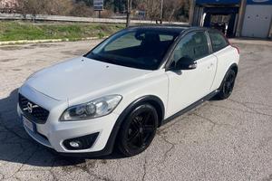 VOLVO - C30 - D3 Black Design