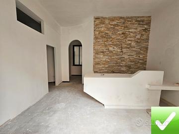 Locale Commerciale Ristrutturato Via Paolo Pellica