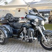 Harley Davidson Tri Glide Ultra FLHTCUTG