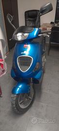 scooter Aprilia 