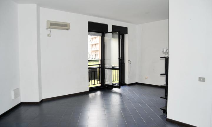 Piazza Salento - Luminoso Appartamento