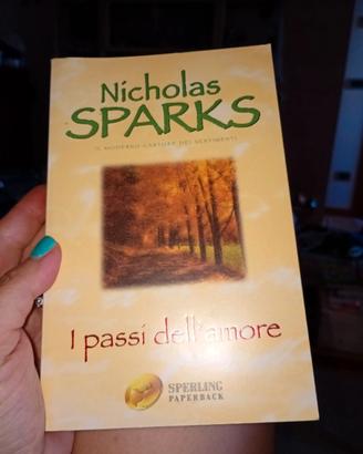 libro romanzo 