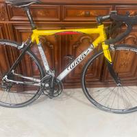 Wilier triestina in carbonio e alluminio