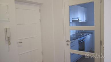 Grazioso bilocale ristrutturato e semiarredato