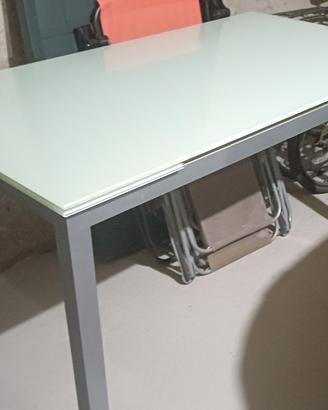 tavolo metallo e vetro temperato 
