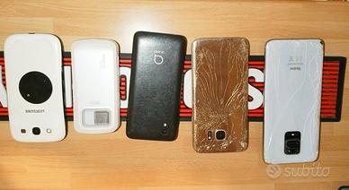 Lotto 5 telefoni per pezzi di ricambio