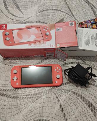 Nintendo Switch Lite Corallo completa