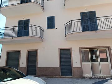 Immobili locale comme