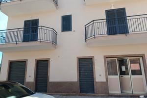 Immobili locale comme