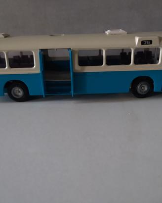 Autobus Tekno