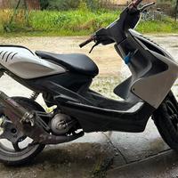 MOTORINO AEROX 50 cc